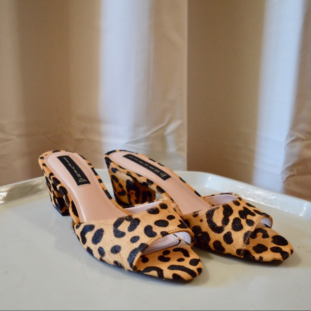 FREE SHIPPING! Steve by Steve Madden Sandals